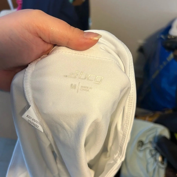 BCG WOMENS WHITE TENNIS SKORT - Picture 3 of 4